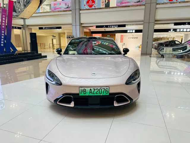 Xiaomi SU7 — Фото автомобиля 2