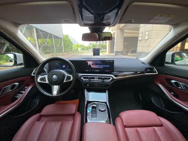 BMW i3 — Фото автомобиля 11