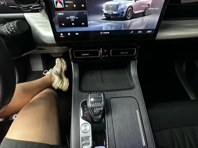 GAC Trumpchi GS8 — Фото автомобиля 18