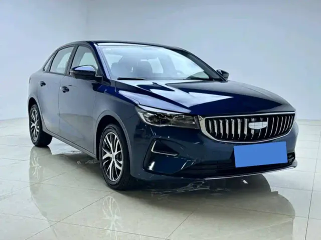 Geely Emgrand — Фото автомобиля 3