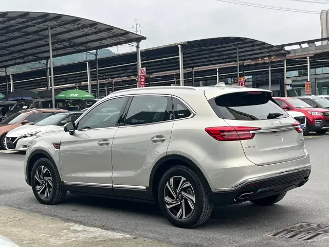 Hongqi HS5 — Фото автомобиля 6