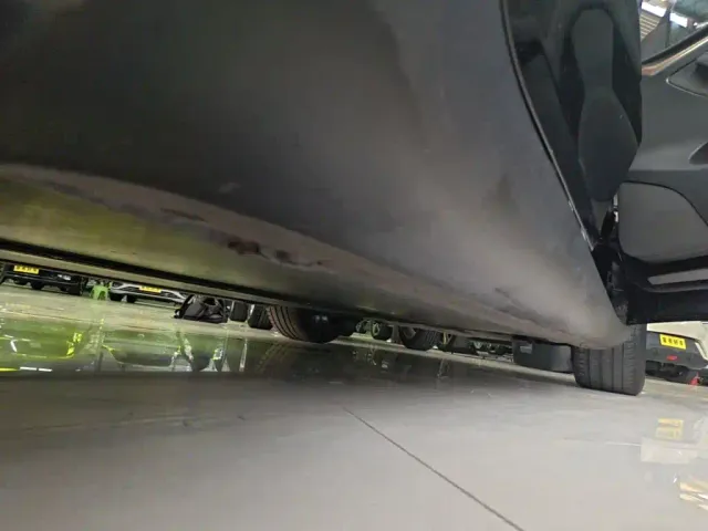 Tesla Model Y — Фото автомобиля 20