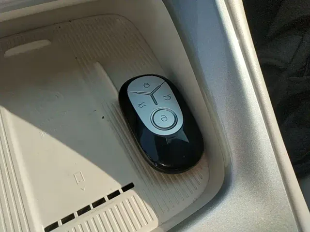 Geely Starry Wish — Фото автомобиля 8