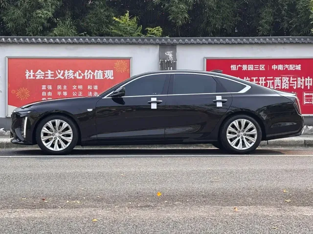 Cadillac CT6 — Фото автомобиля 3