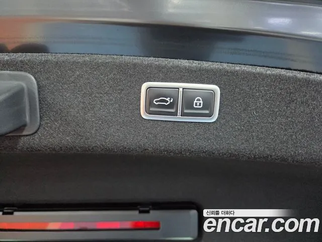 Genesis GV70 2.5T Бензин AWD — Фото автомобиля 26