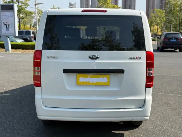JAC Refine M3 — Фото автомобиля 5