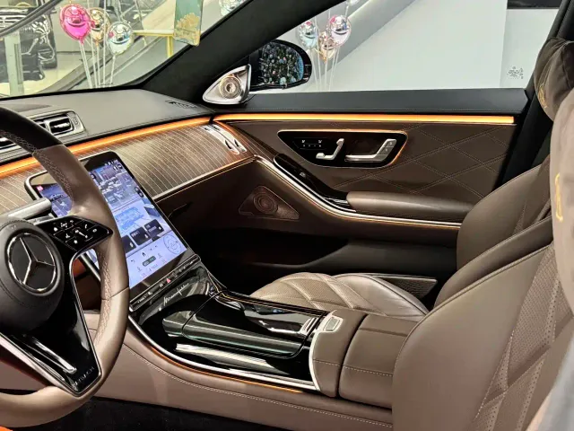 Mercedes-Benz Maybach S-Class — Фото автомобиля 16
