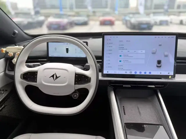 Dongfeng eπ 007 — Фото автомобиля 16