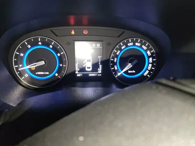 Changan Eado DT — Фото автомобиля 13