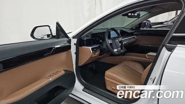 Hyundai Grandeur GN7 — Фото автомобиля 10
