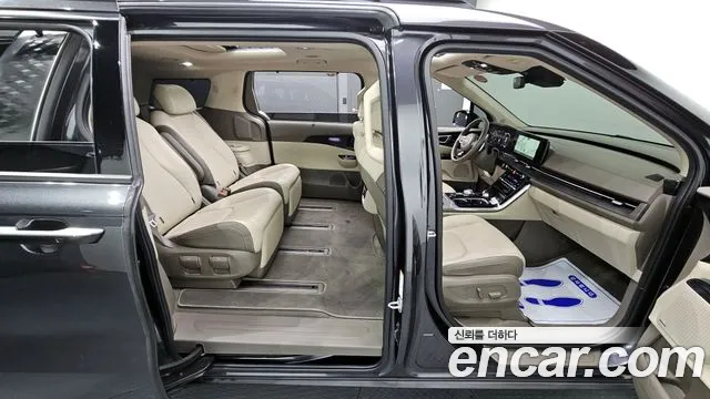 Kia Canival Carnival 4 поколение Дизель 7 мест Signature — Фото автомобиля 11