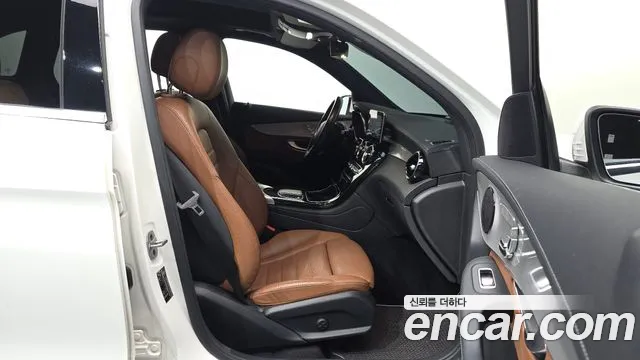 Mercedes-Benz GLC-Class — Фото автомобиля 11