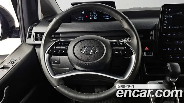 Hyundai Staria Staria 4WD Tourer 9 мест — Фото автомобиля 13