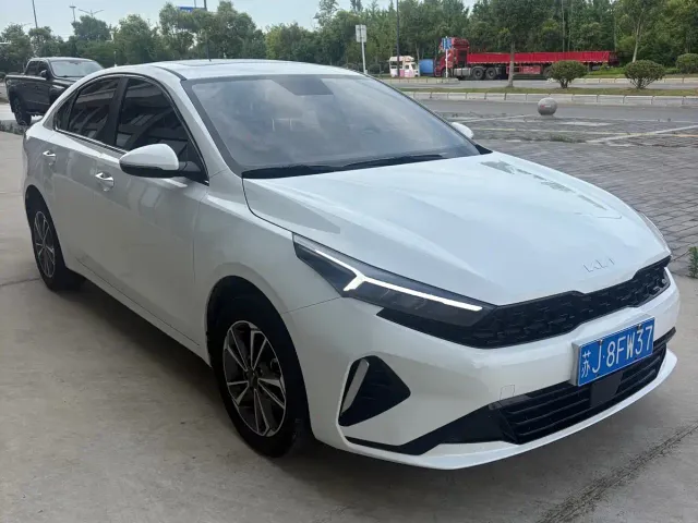 Kia K3 — Фото автомобиля 3