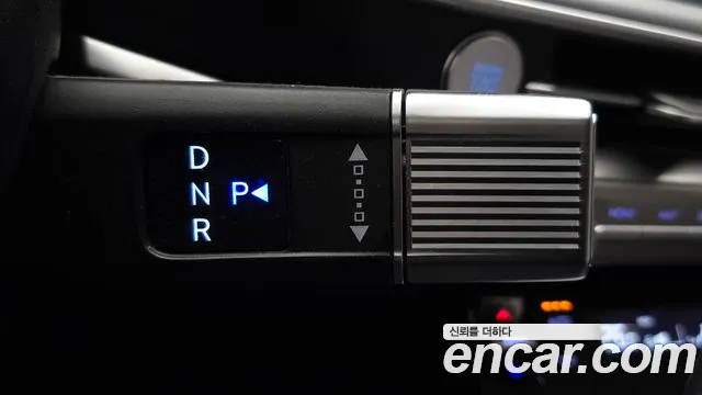 Hyundai Grandeur GN7 — Фото автомобиля 12