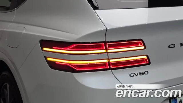 Genesis GV80 — Фото автомобиля 23