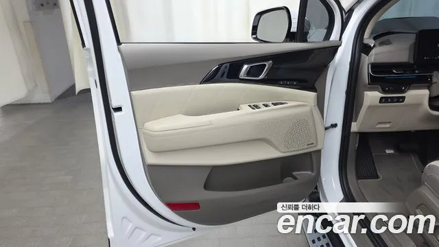Kia Carnival 4th Gen — Фото автомобиля 13