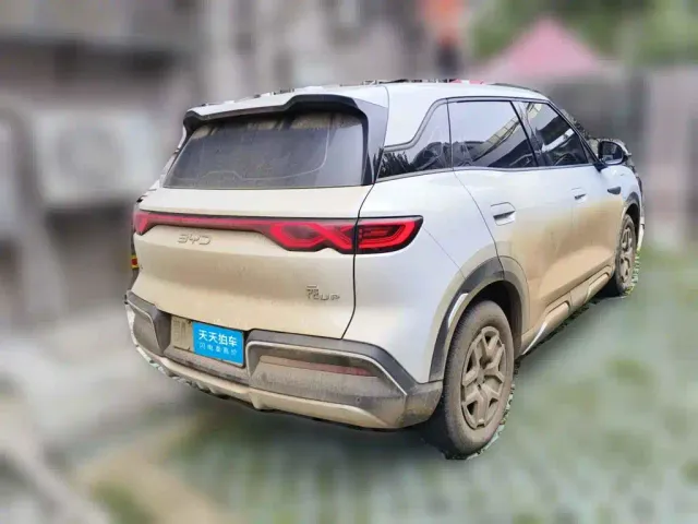 BYD Yuan UP — Фото автомобиля 2