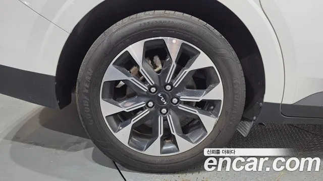 Kia Canival Carnival 4 поколение Бензин 9 мест Prestige — Фото автомобиля 5