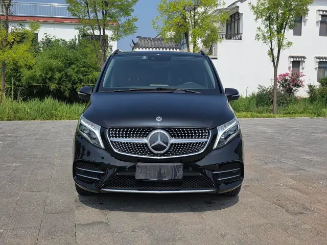 Mercedes-Benz V-Class — Фото автомобиля 4