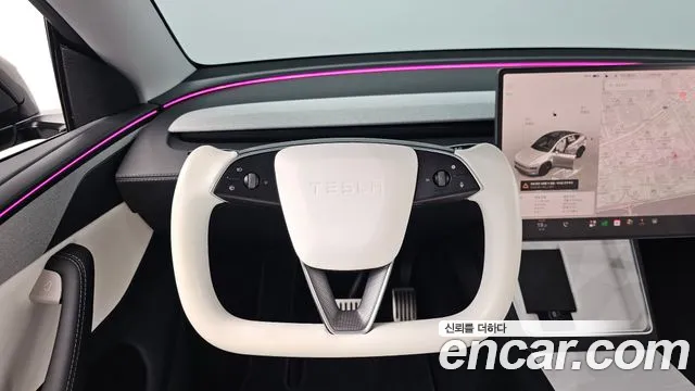 Tesla Model Y — Фото автомобиля 12
