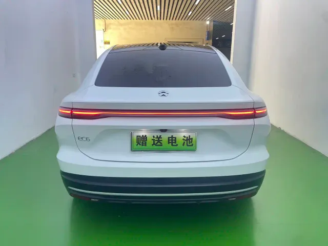 Nio EC6 — Фото автомобиля 23