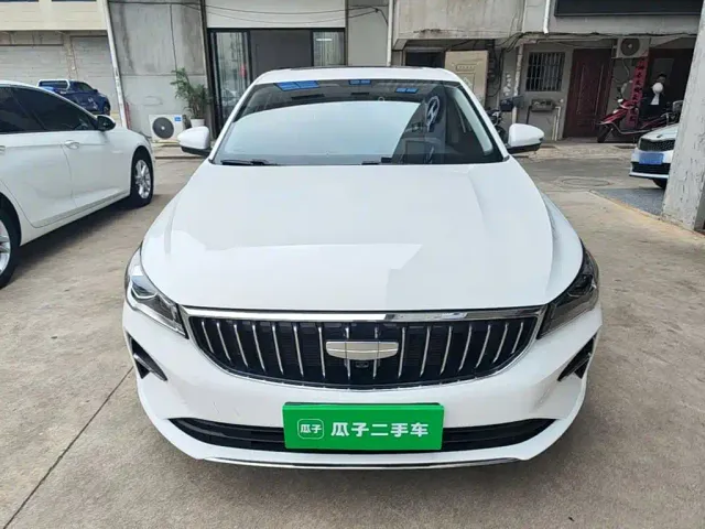 Geely Emgrand — Фото автомобиля 2