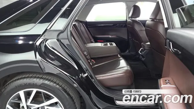 Hyundai Grandeur GN7 — Фото автомобиля 17