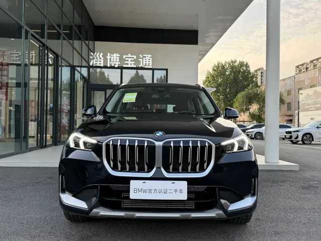 BMW X1 — Фото автомобиля 12