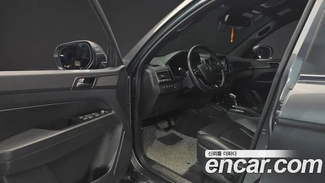 KG_Mobility_Ssangyong Rexton Новый Rexton Sport Khan Дизель 2.2 4WD — Фото автомобиля 10