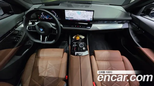 BMW 5-Series 5 серия (G60) 530i xDrive M Sport — Фото автомобиля 9