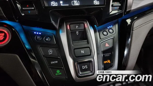Honda Odyssey — Фото автомобиля 8