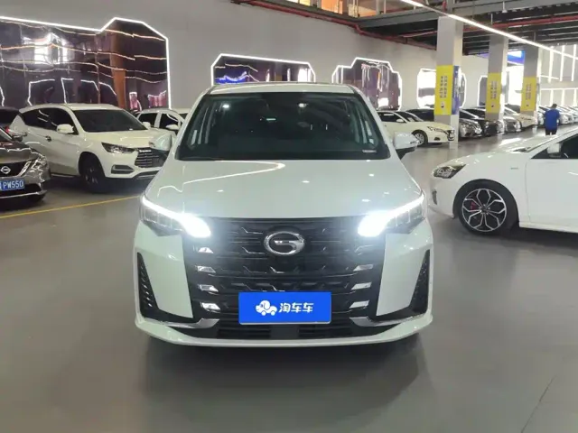 GAC Trumpchi M6 — Фото автомобиля 2