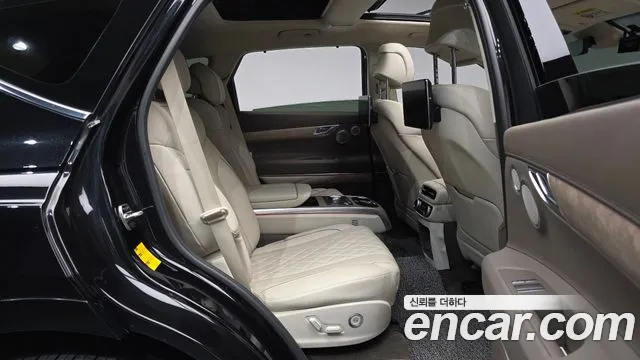 Genesis GV80 — Фото автомобиля 11