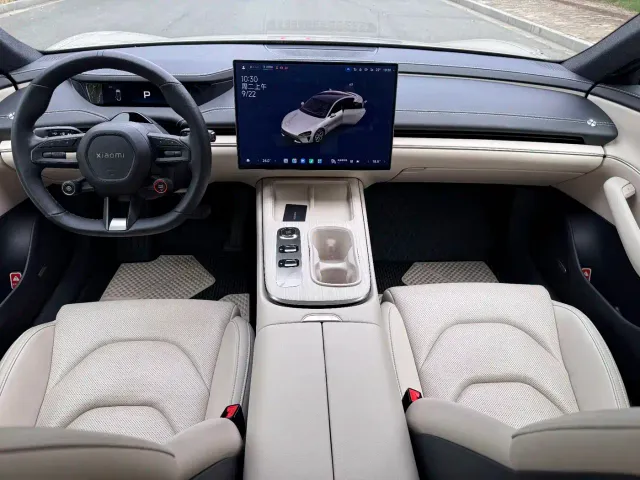 Xiaomi SU7 — Фото автомобиля 10