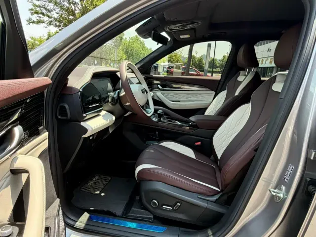 Geely Xingyue L — Фото автомобиля 6