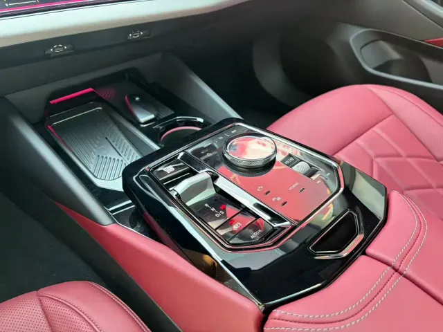 BMW 5 Series — Фото автомобиля 8