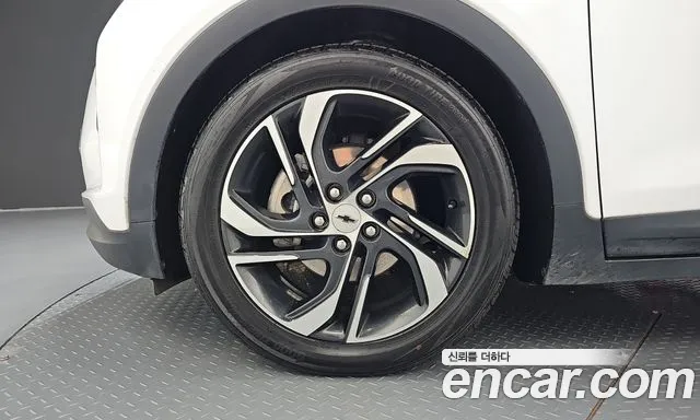 Chevrolet Bolt EV New — Фото автомобиля 5