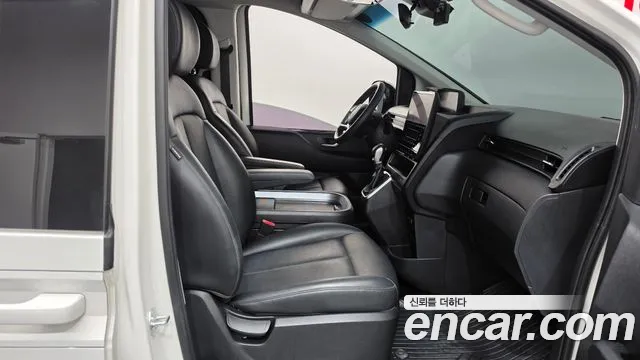 Hyundai Staria Staria Карго 5 мест — Фото автомобиля 25