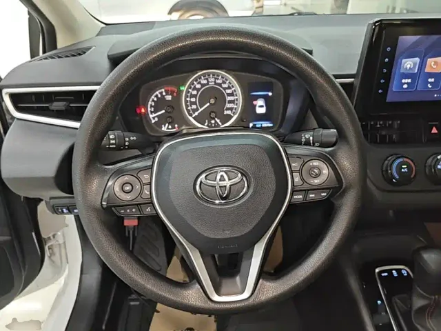 Toyota Corolla — Фото автомобиля 10