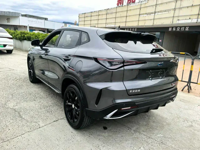 Changan X5 Plus — Фото автомобиля 10