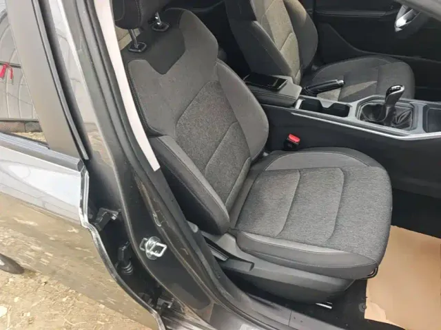 Geely Emgrand — Фото автомобиля 24