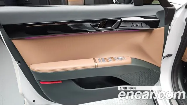 Hyundai Grandeur GN7 — Фото автомобиля 13
