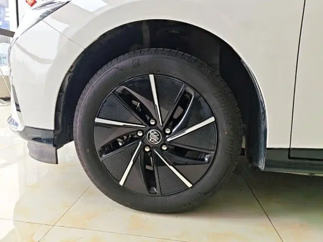 Buick Velite 6 — Фото автомобиля 22