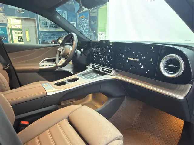 Mercedes-Benz GLC-Class — Фото автомобиля 11