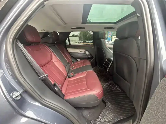Land Rover Range Rover Sport — Фото автомобиля 17
