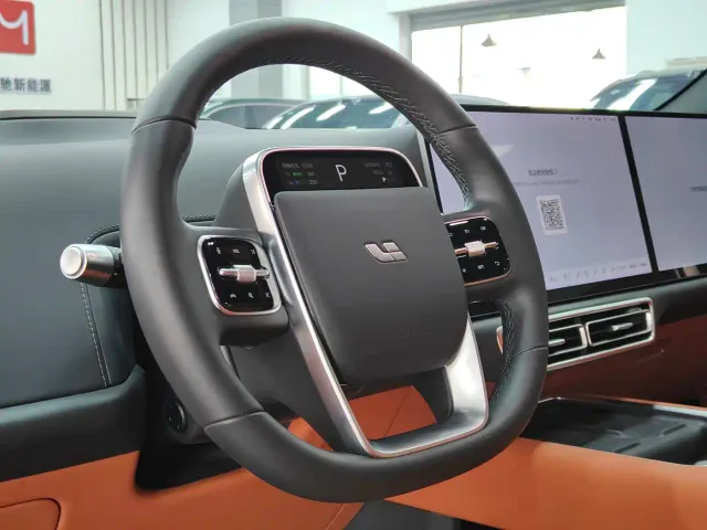Li Auto L7 — Фото автомобиля 7