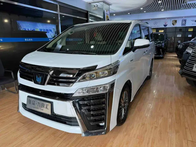 Toyota Vellfire — Фото автомобиля 3