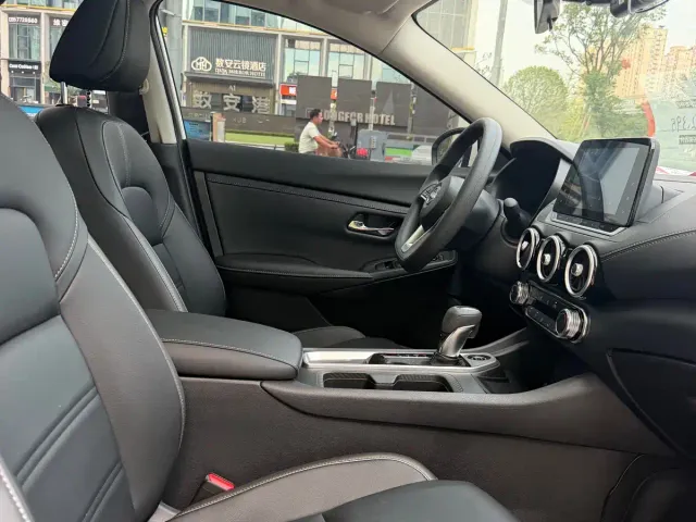 Nissan Sylphy — Фото автомобиля 17