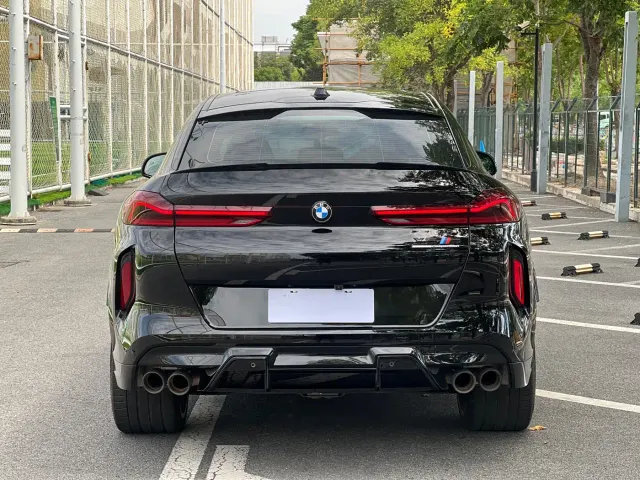 BMW X6 M — Фото автомобиля 5